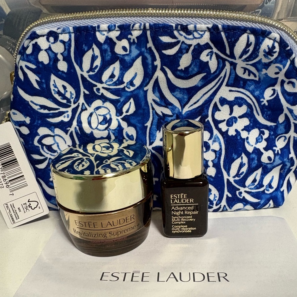 Estee Lauder Skincare set new